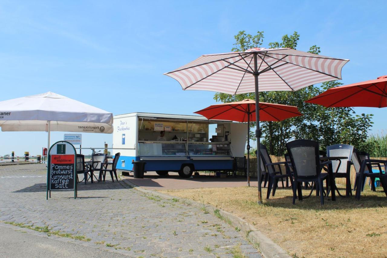 Ferienwohnungen-Deichgraf Loxstedt エクステリア 写真